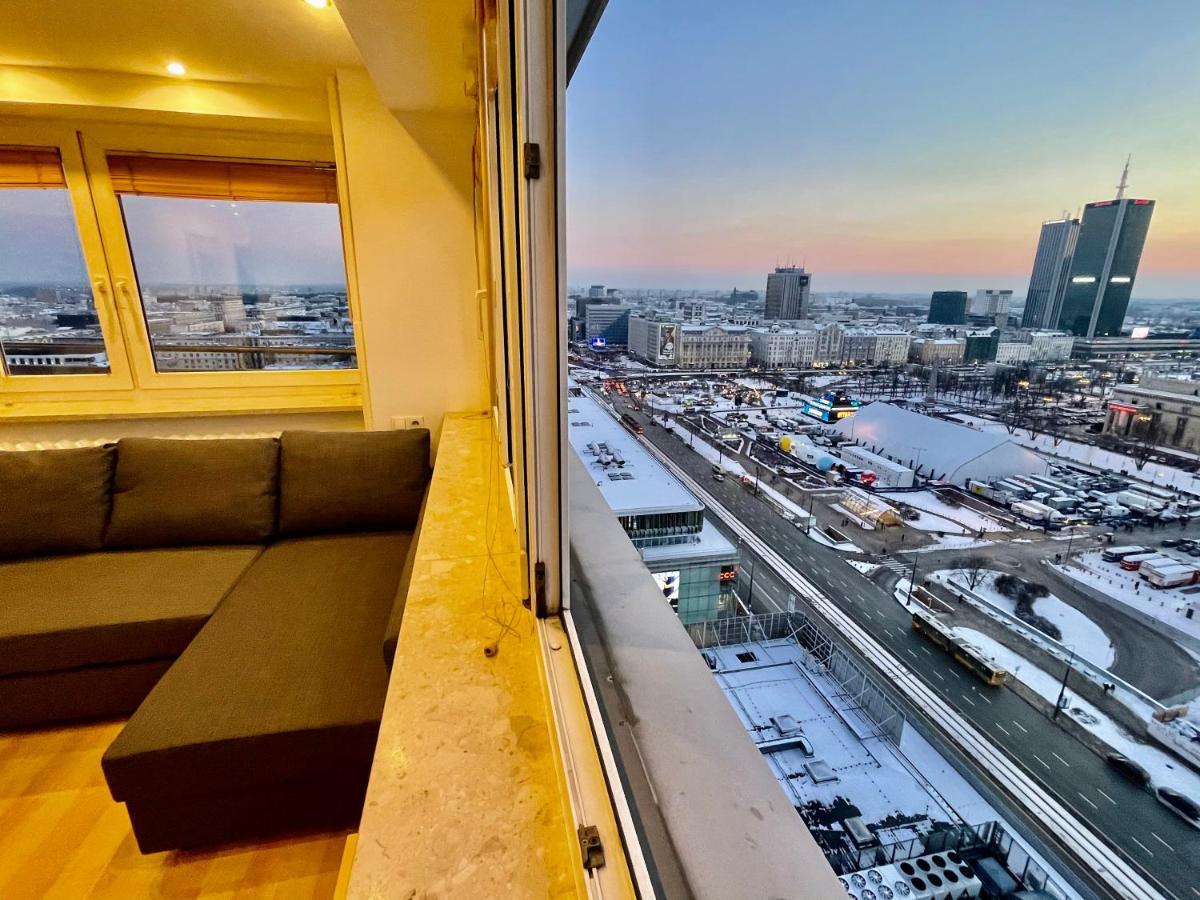 Apartment Red Centrum: Panoramic Views With High-speed Wi-fi And Smart Entertainment *