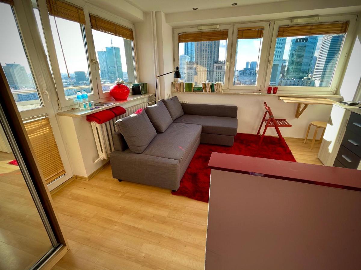 Red Centrum: Panoramic Views With High-speed Wi-fi And Smart Entertainment Apartment Warsaw